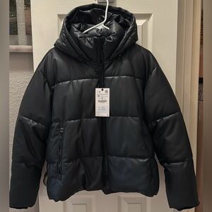 Zara puffer coat New With Tags
